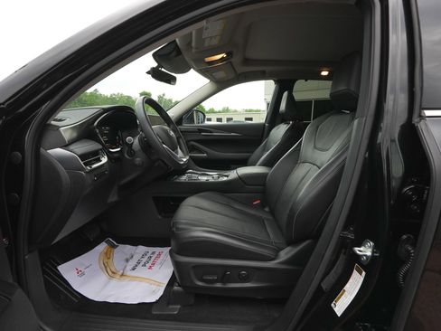 Used 2025 INFINITI QX60 Luxe AWD/4WD image 33