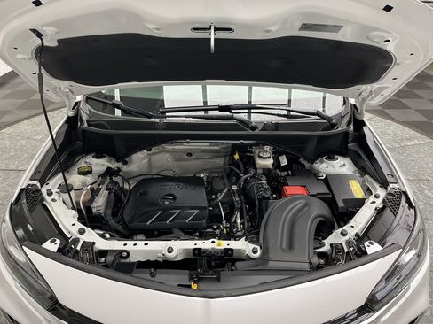 Certified 2021 Buick Encore GX Essence w/ Advanced Technology Package image 31