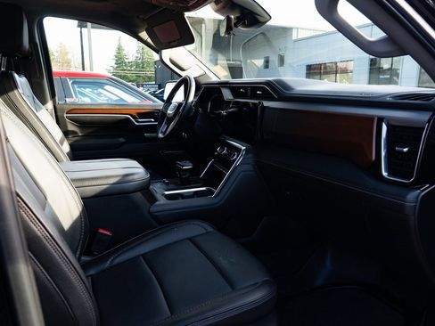 Used 2023 GMC Sierra 1500 Denali w/ Denali Reserve Package image 25