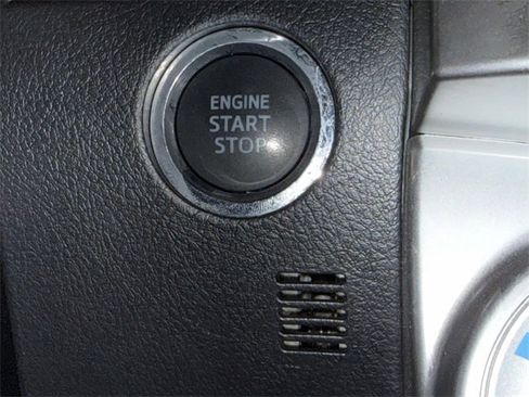 Used 2022 Toyota 4Runner Limited image 27