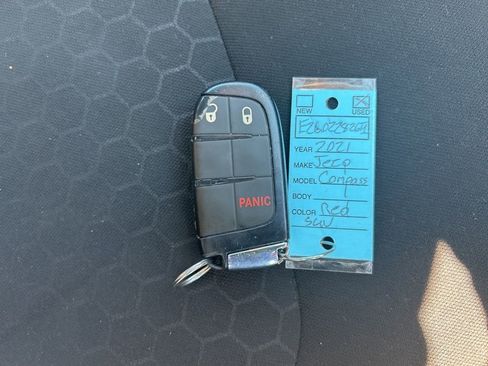 Used 2021 Jeep Compass Sport image 30