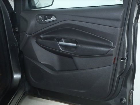 Used 2015 Ford Escape SE w/ Equipment Group 201A image 30