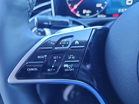 New 2026 Mercedes-Benz E 350 4MATIC Sedan image 19