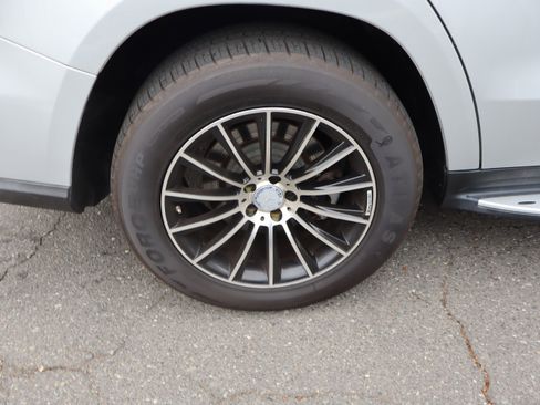 Used 2019 Mercedes-Benz GLS 450 4MATIC image 44