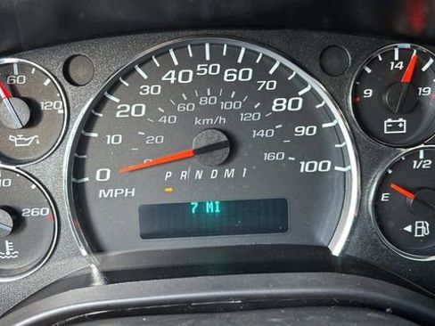 New 2025 Chevrolet Express 3500 w/ Power Convenience Package image 15