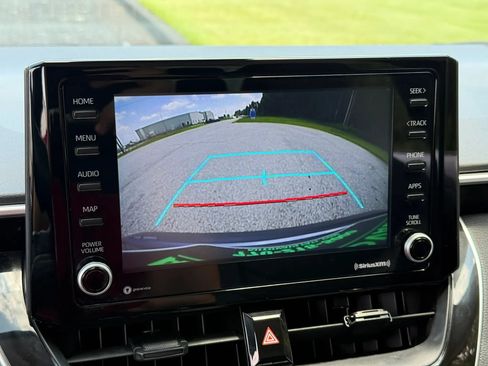 Used 2022 Toyota Corolla LE FWD image 20