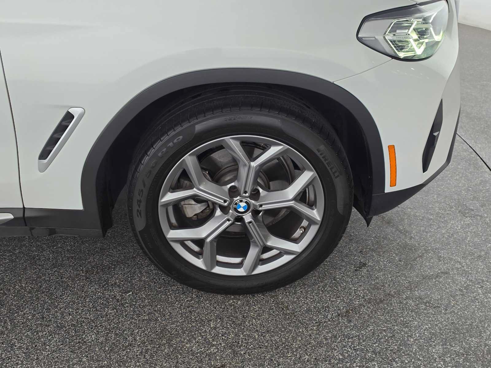 Used 2023 BMW X3 xDrive30i w/ Convenience Package AWD/4WD image 9
