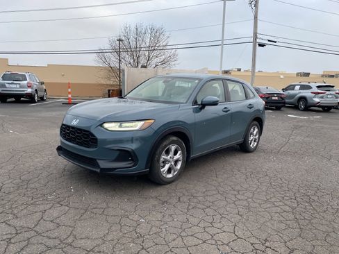 Certified 2025 Honda HR-V LX image 19