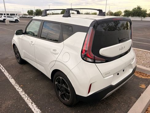 Used 2023 Kia Soul EX FWD image 6