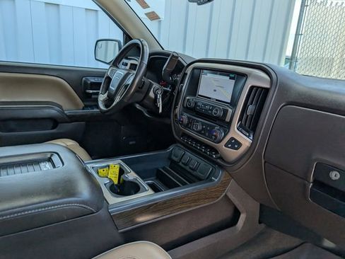 Used 2017 GMC Sierra 1500 Denali w/ Denali Ultimate Package AWD/4WD image 32