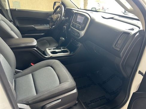 Used 2019 Chevrolet Colorado LT w/ LT Convenience Package image 27