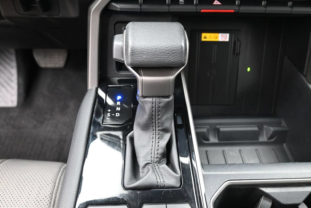 Used 2024 Toyota Tundra Limited w/ Power Package AWD/4WD image 26