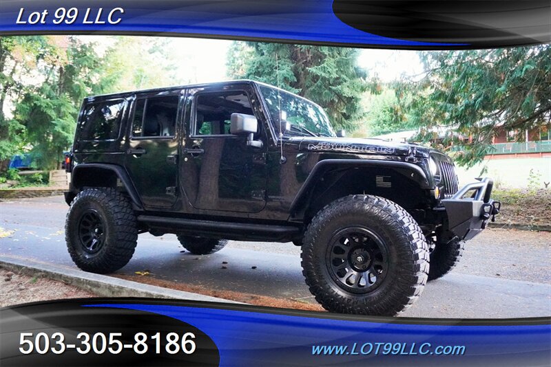 Used 2017 Jeep Wrangler Unlimited Sahara AWD/4WD image 7