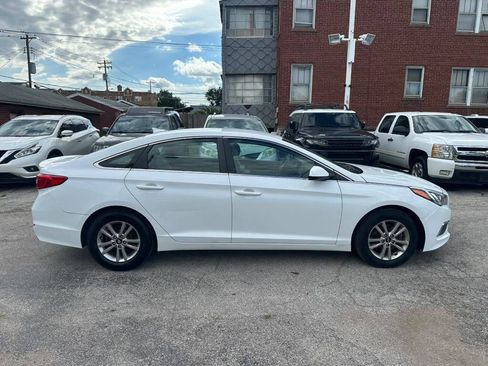 Used 2016 Hyundai Sonata SE FWD image 4