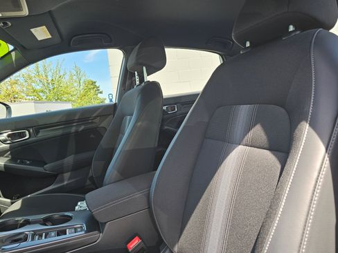 Used 2025 Honda Civic Sport image 23