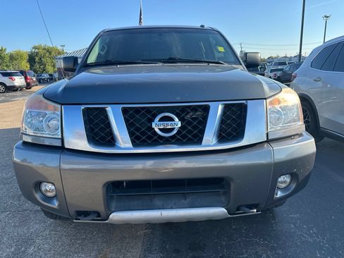 Used 2014 Nissan Titan PRO-4X AWD/4WD image 2