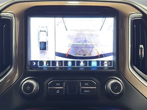 Used 2022 Chevrolet Silverado 3500 High Country image 14