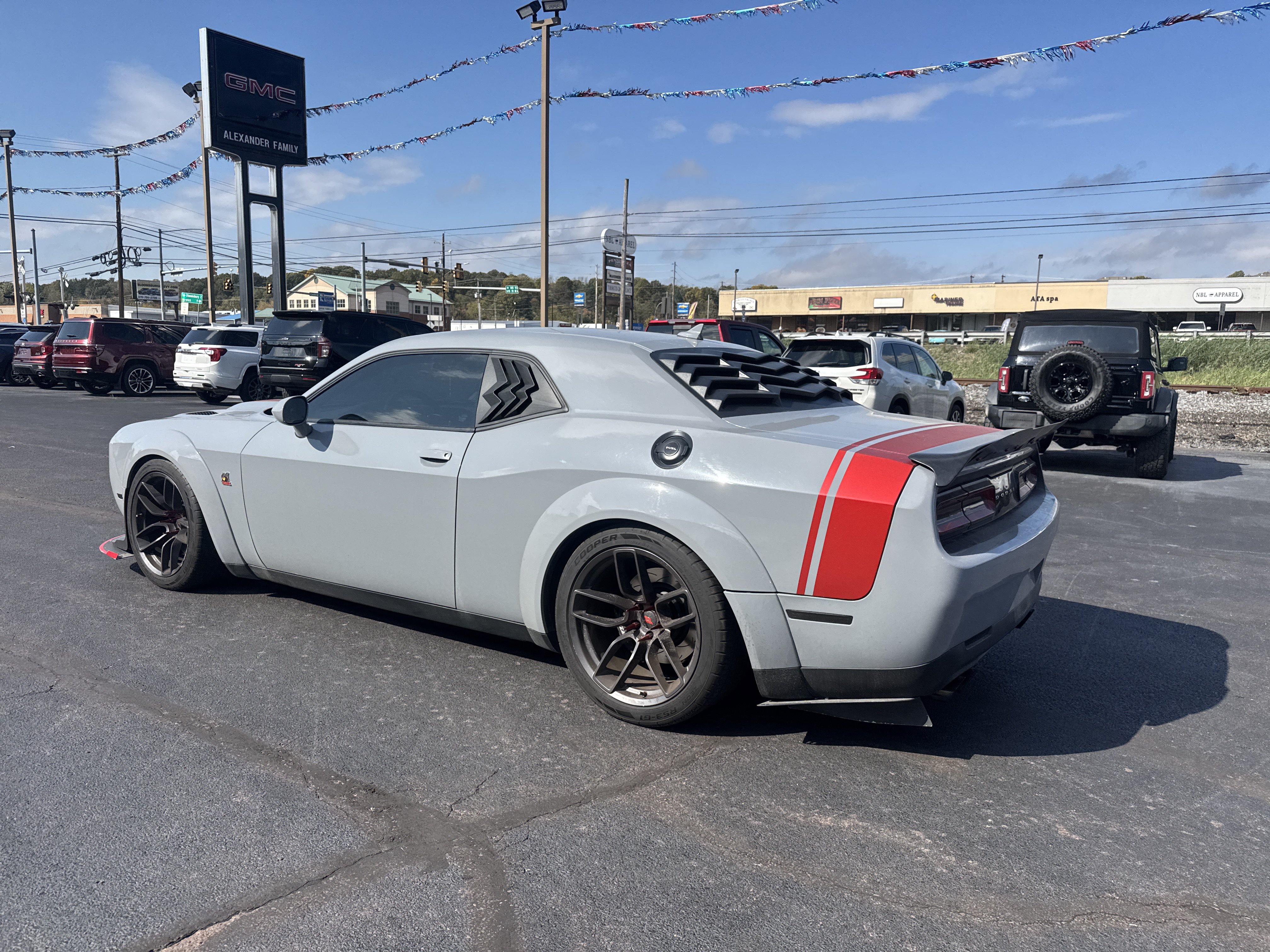 Used 2021 Dodge Challenger R/T Scat Pack RWD image 6