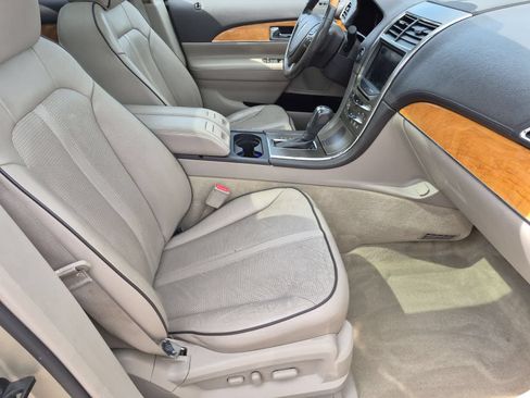 Used 2011 Lincoln MKX AWD w/ Wood Pkg image 23