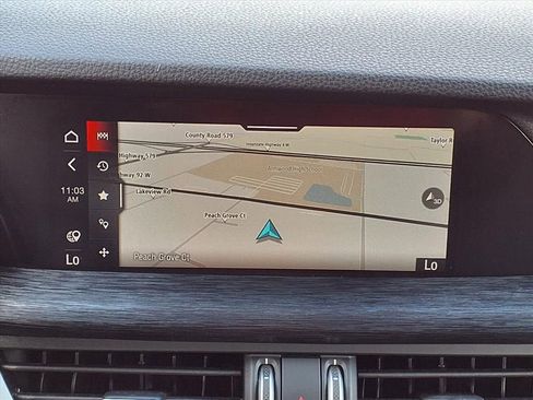 Used 2023 Alfa Romeo Stelvio Sprint image 24