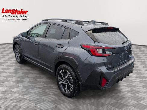 Used 2024 Subaru Crosstrek 2.0i Premium AWD/4WD image 3