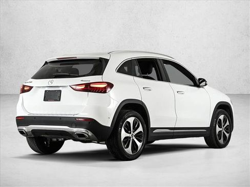 Certified 2026 Mercedes-Benz GLA 250 4MATIC image 5