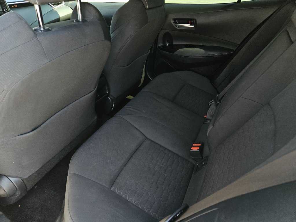 Used 2022 Toyota Corolla SE FWD image 11