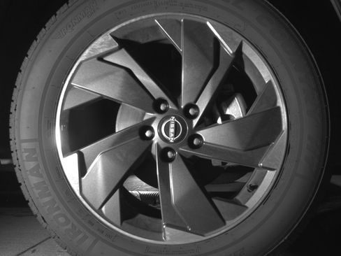 Used 2025 Nissan Rogue SV image 13