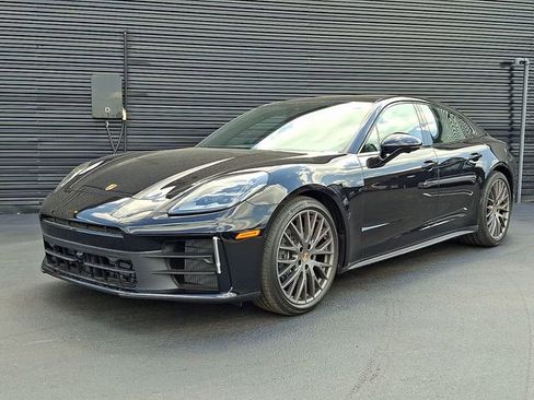 New 2026 Porsche Panamera 4 AWD/4WD image 1