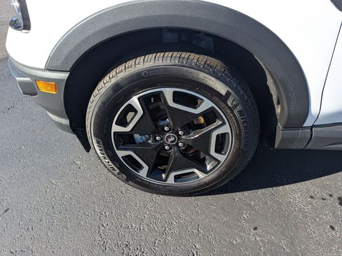 Used 2023 Ford Bronco Sport Outer Banks w/ Tech Package image 27