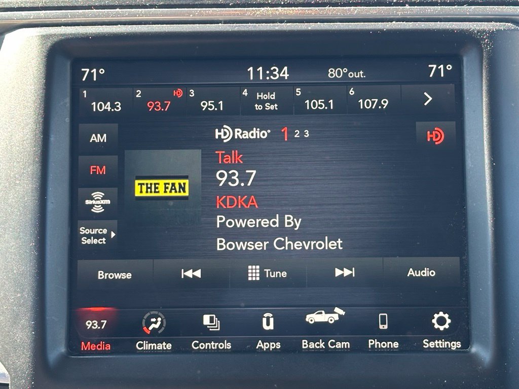 Used 2018 RAM 2500 SLT w/ Luxury Group AWD/4WD image 12