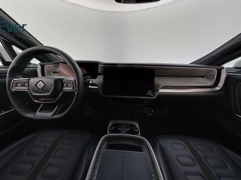 Used 2025 Rivian R1S Adventure AWD/4WD image 28