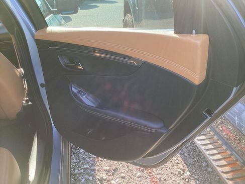 Used 2014 Chevrolet Impala LTZ FWD image 6
