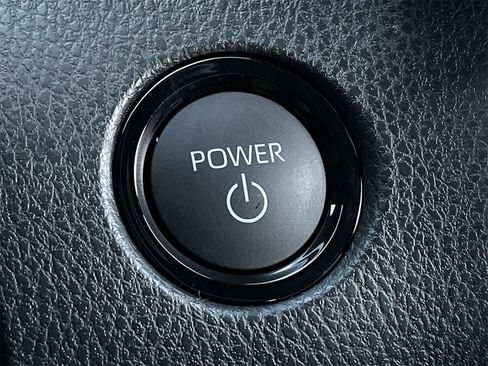 New 2026 Toyota Camry SE image 19