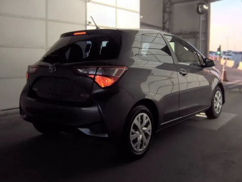 Used 2018 Toyota Yaris L FWD image 2