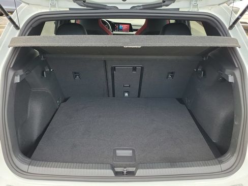 Used 2024 Volkswagen GTI SE FWD image 17