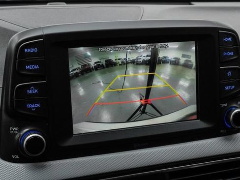 Used 2021 Hyundai Kona SE FWD image 23