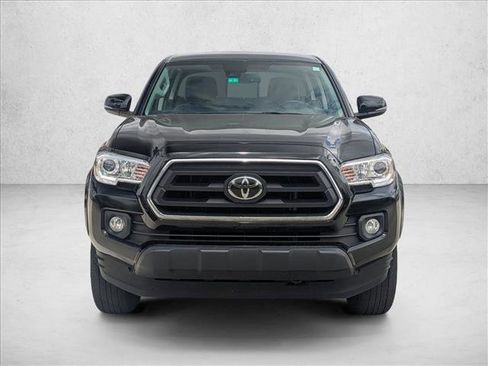 Used 2023 Toyota Tacoma SR5 w/ Technology Package image 2