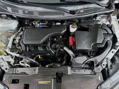 Used 2020 Nissan Rogue Sport SV w/ Technology Package image 30