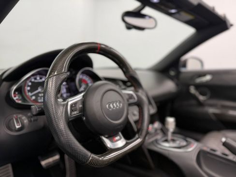 Used 2011 Audi R8 V10 image 60