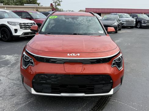 Used 2023 Kia Niro Wind FWD image 8
