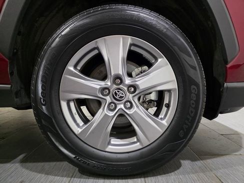 Used 2025 Toyota RAV4 XLE image 25