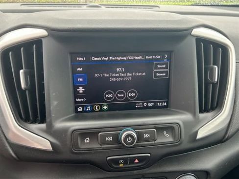 Used 2023 GMC Terrain SLE w/ Driver Convenience Package FWD image 7