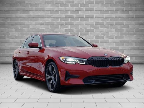 Used 2021 BMW 330i xDrive Sedan w/ Premium Package image 3