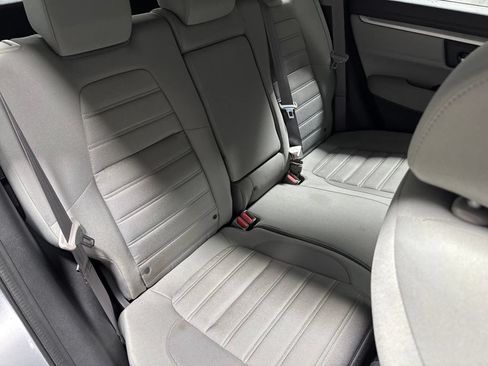 Used 2018 Honda CR-V LX image 12