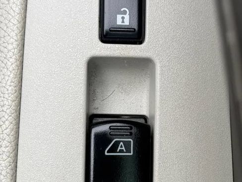 Used 2012 INFINITI G37 Journey w/ Premium Pkg RWD image 38