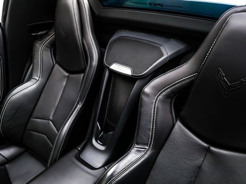 Used 2023 Chevrolet Corvette Stingray Convertible w/ Z51 Performance Package image 9