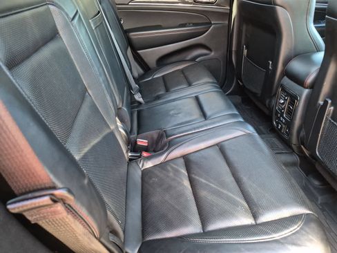 Used 2021 Jeep Grand Cherokee Trailhawk w/ Trailhawk Luxury Group AWD/4WD image 21