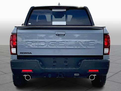 New 2026 Honda Ridgeline Black Edition image 4