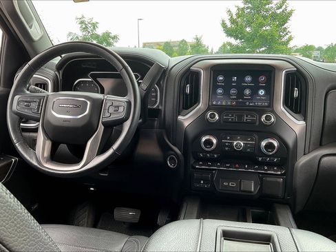Used 2020 GMC Sierra 1500 Denali w/ Denali Ultimate Package AWD/4WD image 4